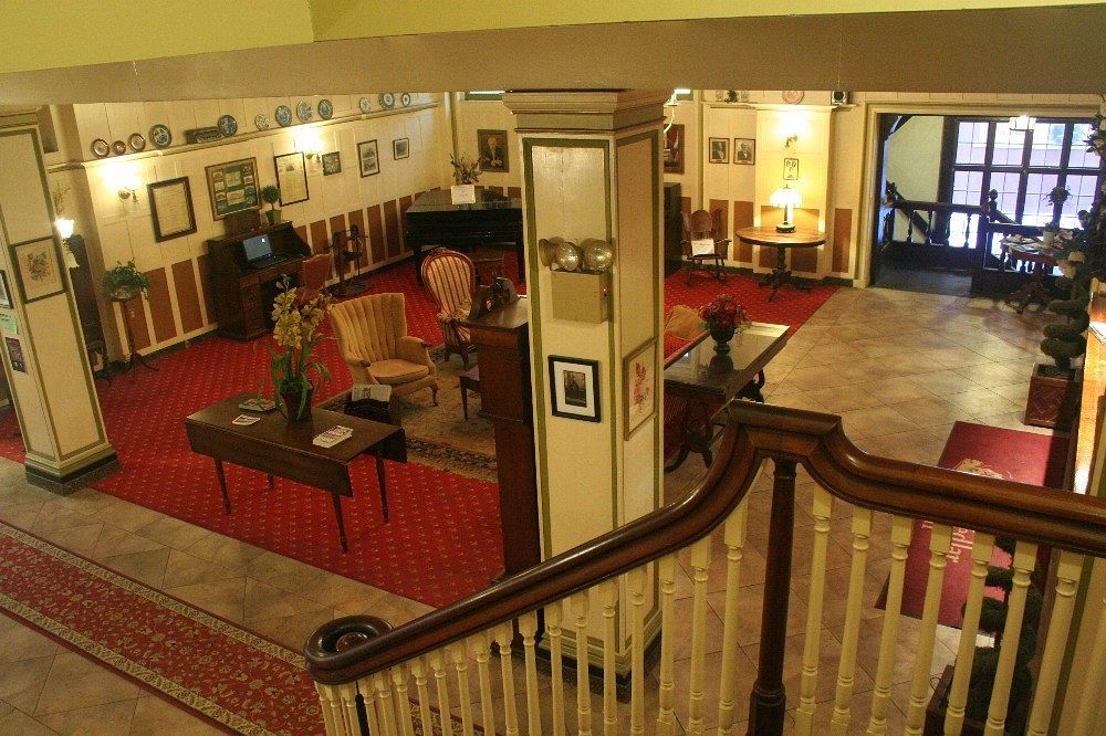 The Yankee Pedlar Inn Torrington Exteriör bild