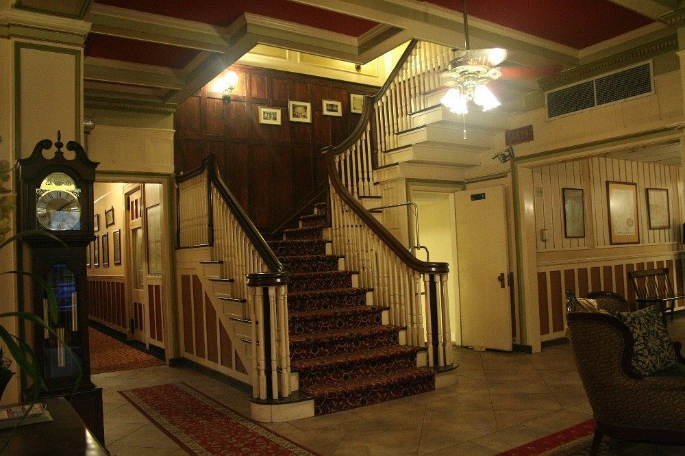 The Yankee Pedlar Inn Torrington Exteriör bild